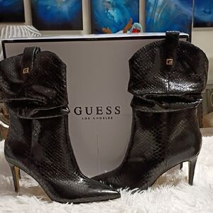 Guess Benisa Leather Upper Black Women's Sz 6.5 Heeled Ankle Boots 🆕